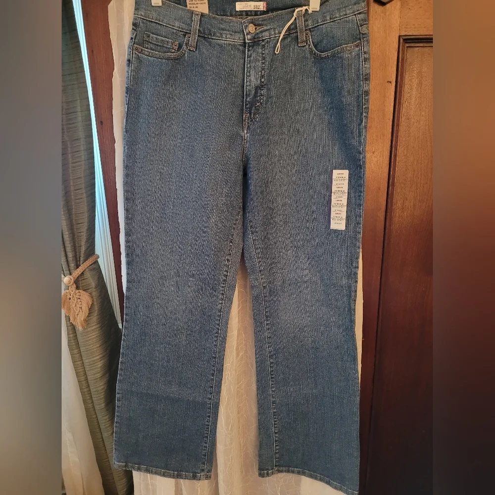 Levi Straus Perfectly Slimming Boot Cut 512 Size 16 Medium NWT - Picture 1 of 6